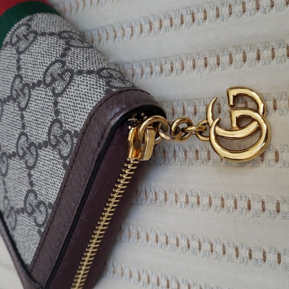 GUCCI GG SUPREME OPHIDIA ZIP AROUND WALLET - Picture 4 of 10